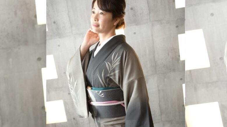 モダンな訪問着（結婚式の参列時）