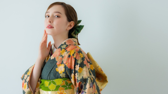 秋色タイプの方が映える色彩