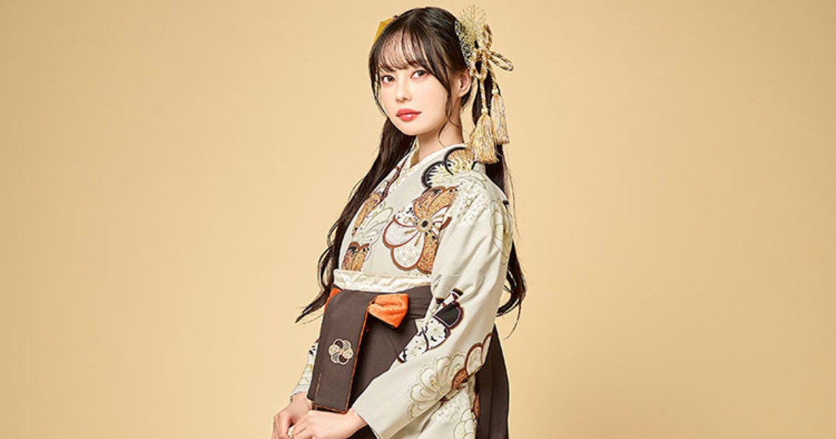 袴レンタルのゴールド