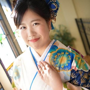 振袖前撮り撮影モデル画像半身