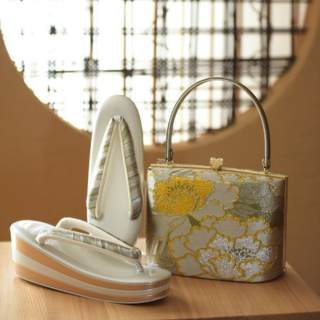 振袖・着物の草履バッグ選び